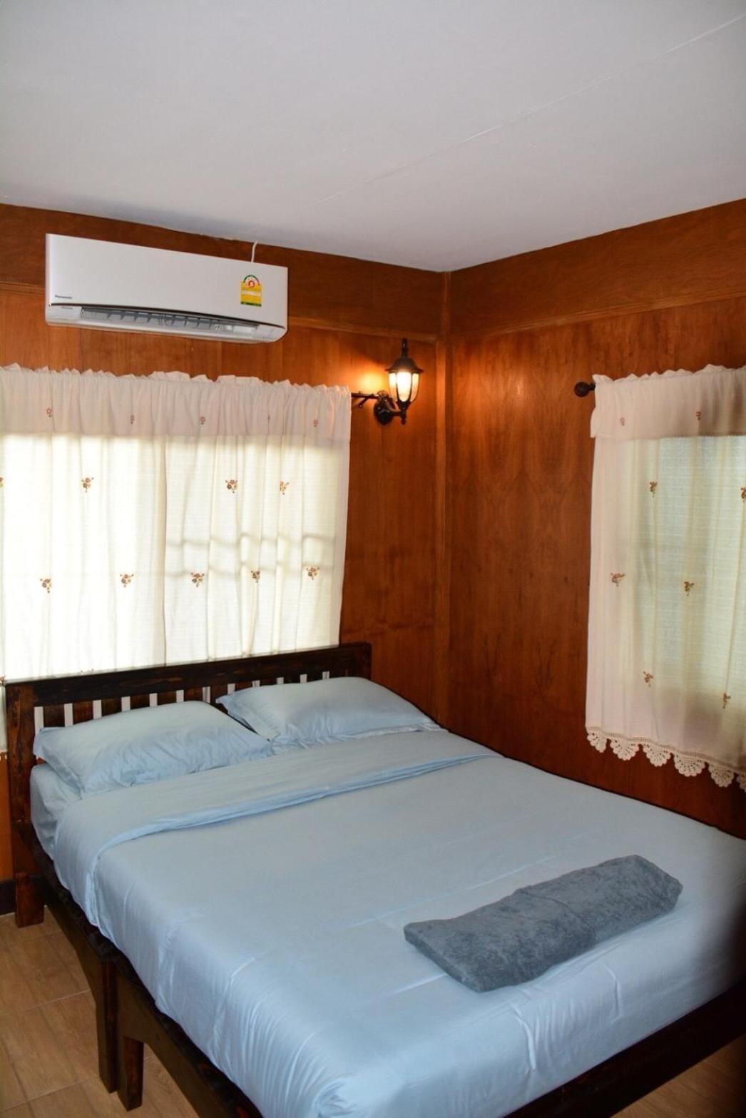 Cozy Stay In Old Town Чиангмай Екстериор снимка