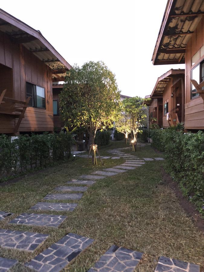 Cozy Stay In Old Town Чиангмай Екстериор снимка
