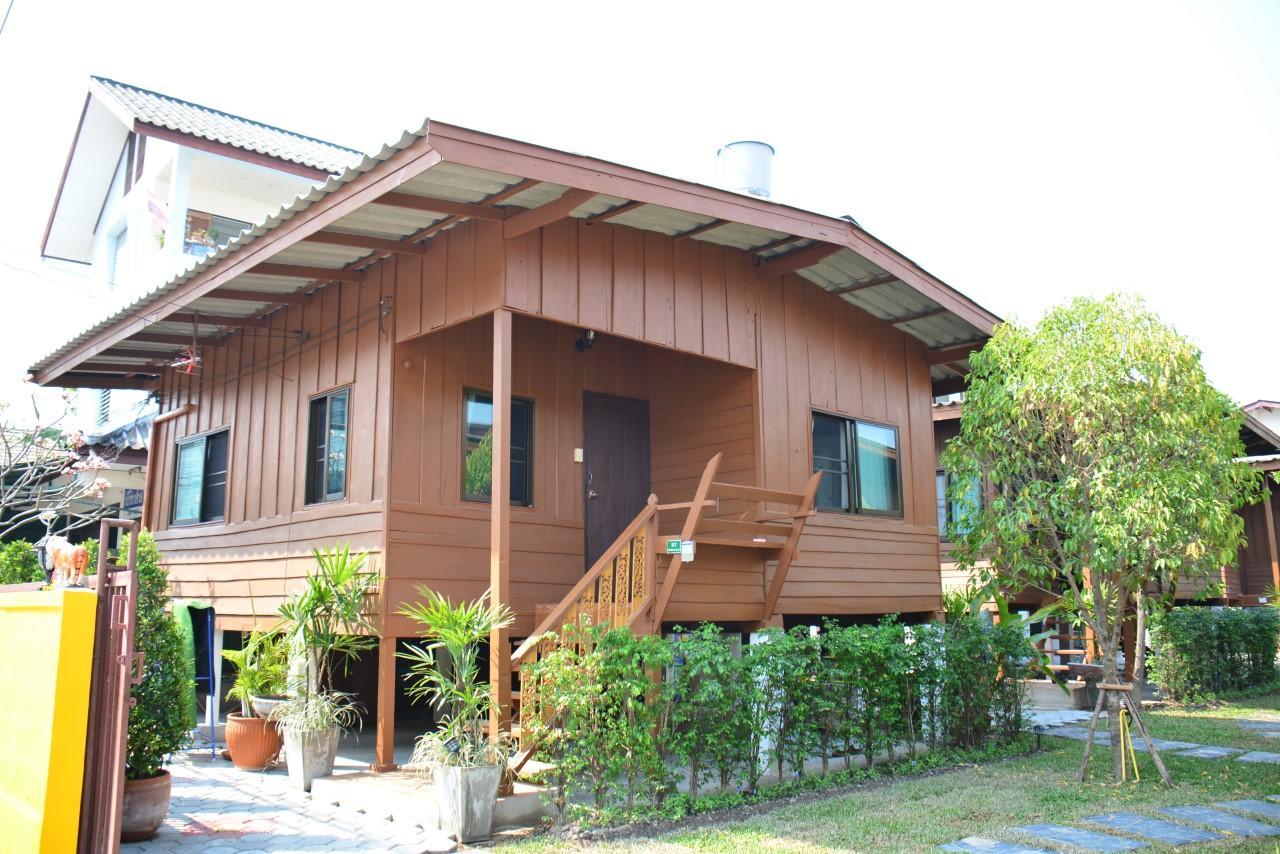 Cozy Stay In Old Town Чиангмай Екстериор снимка