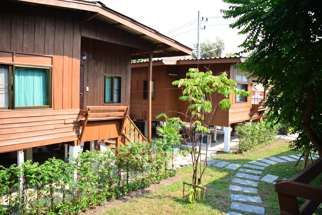 Cozy Stay In Old Town Чиангмай Екстериор снимка